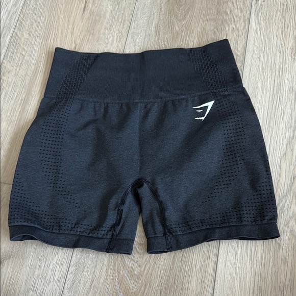Gymshark Pants - Gymshark Black Seamless Athletic Shorts